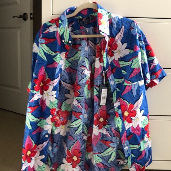 Vineyard Vines Other - Vineyard vines shirt sleeved button up